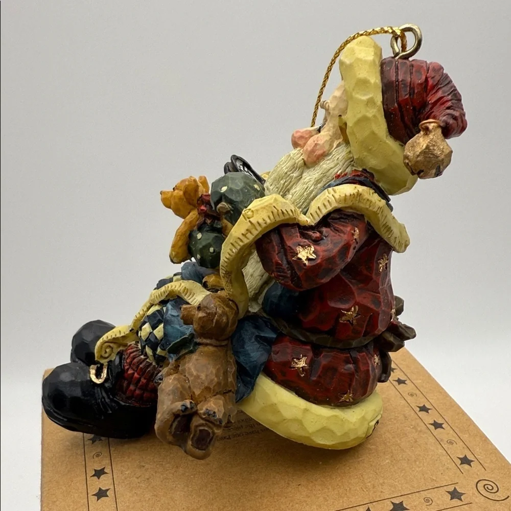 Boyds Bears Carvers Choice Santa And The Final Inspection Ornament # 370203